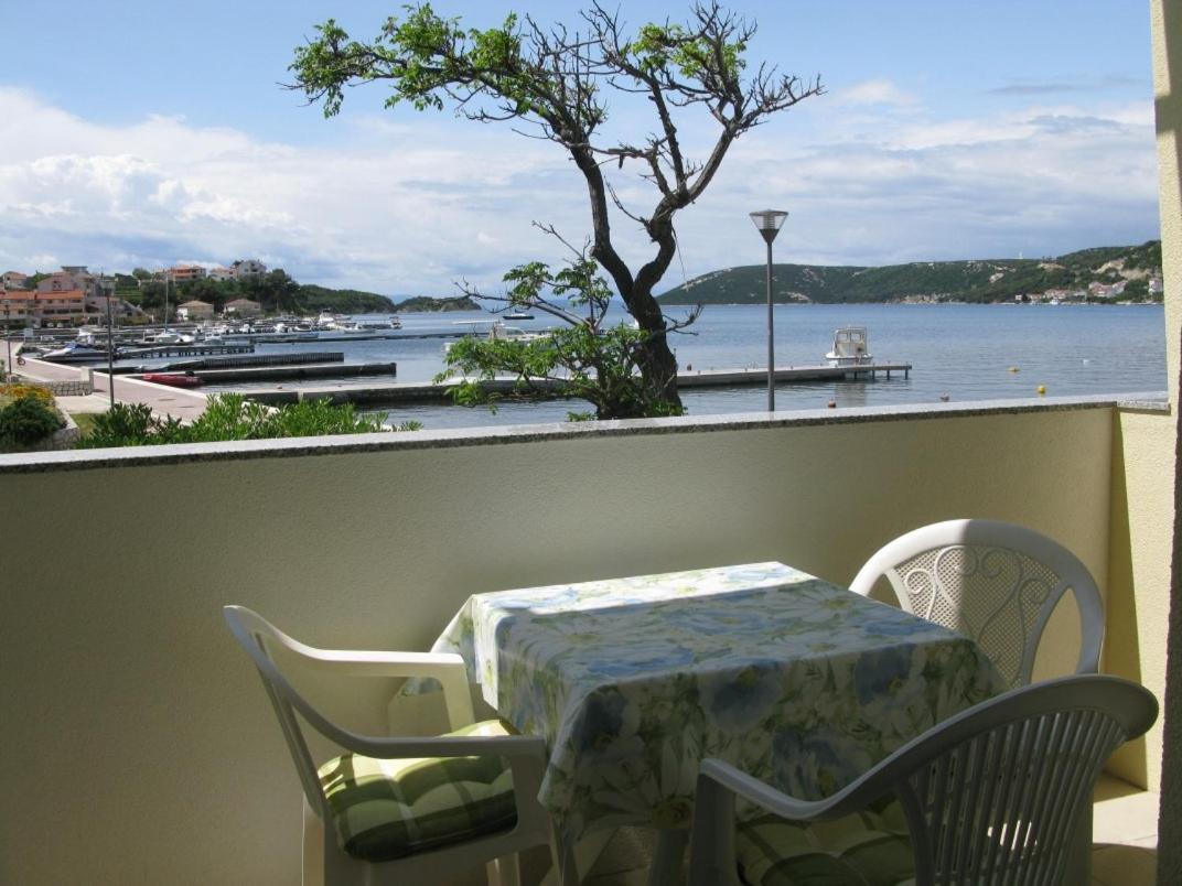 Apartments By The Sea Supetarska Draga - Donja, Rab - 11769 Exterior photo