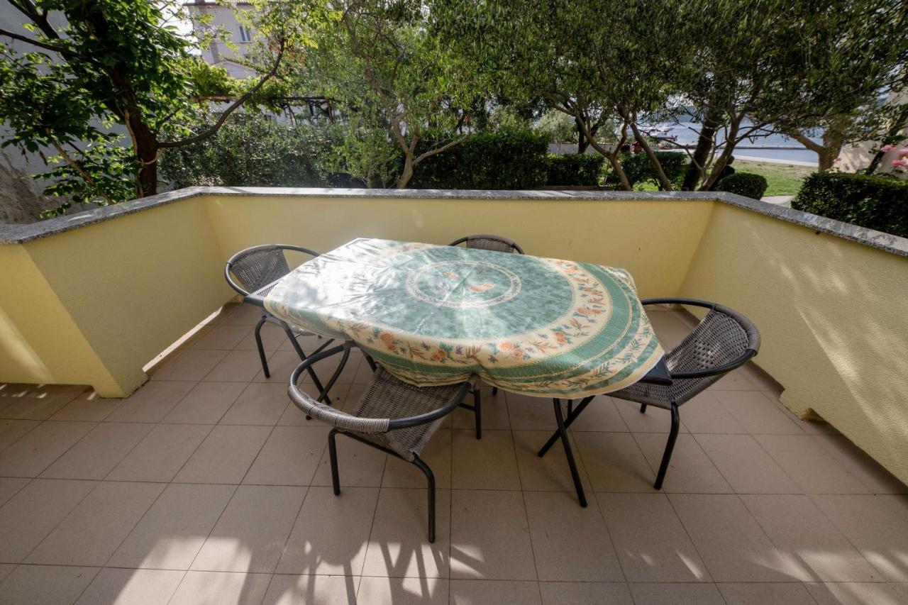 Apartments By The Sea Supetarska Draga - Donja, Rab - 11769 Exterior photo